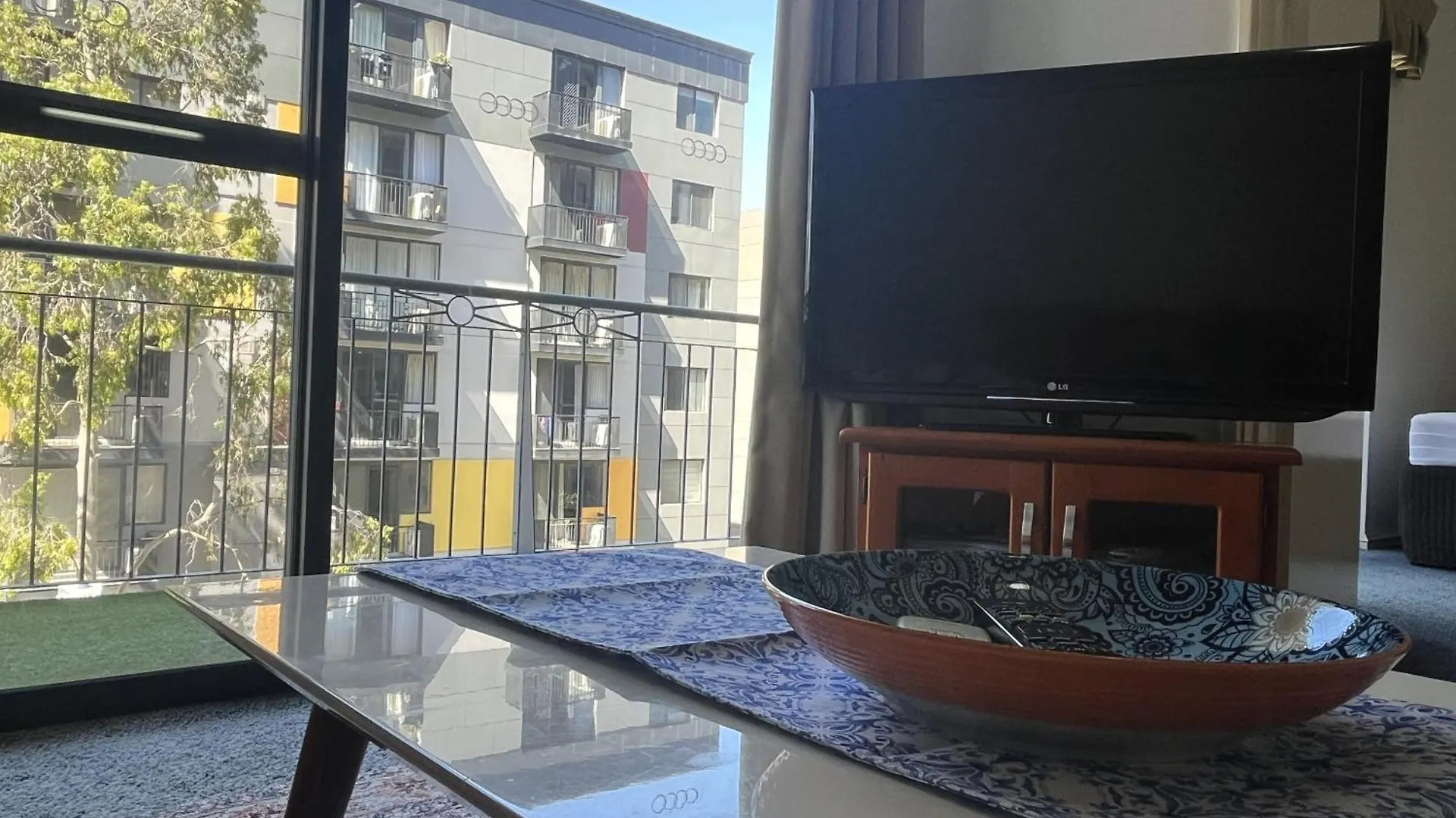 Apartamento 14 Roomy Restrelax Eastperth 2Brparking